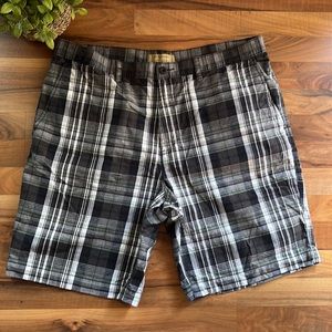 Men’s Sonoma Plaid Flat Front Shorts Waist 38